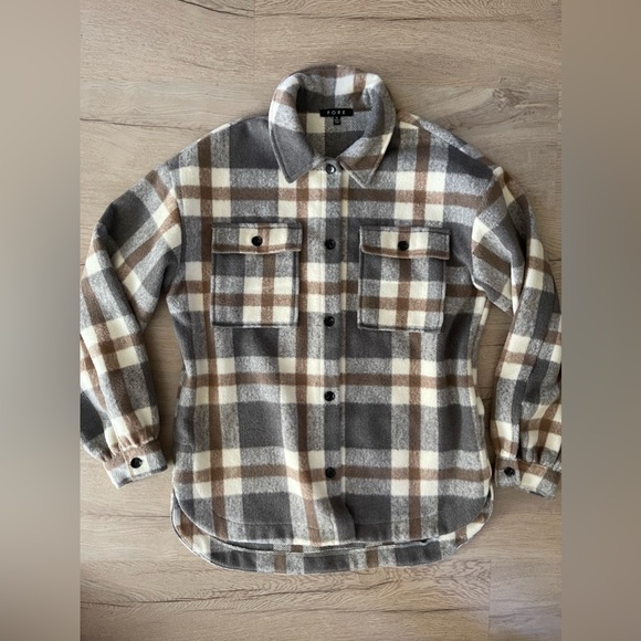 VICI Wool Shacket - Picture 2 of 5